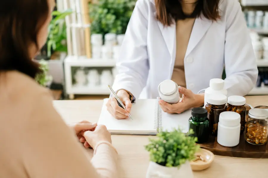 suplementación responsable con asesoramiento farmacéutico personalizado